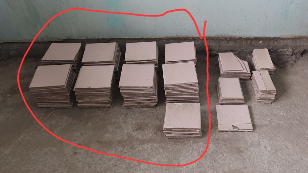 Продам старую советскую кафельнцю плитку