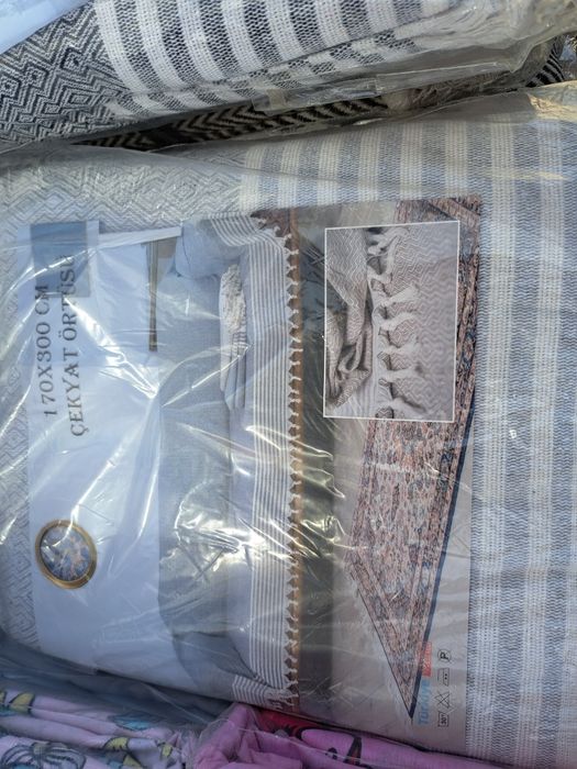 Чаршаф с ластик от плат и възглавници шалтета памучни за диван и спалн