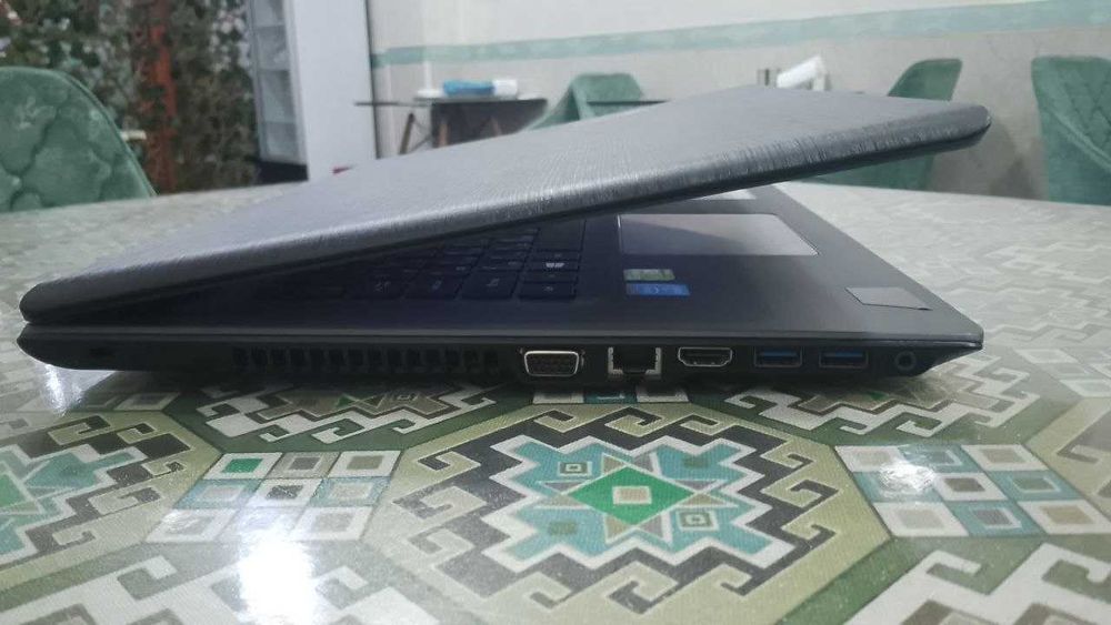 Acer Aspire E17 ноутбук