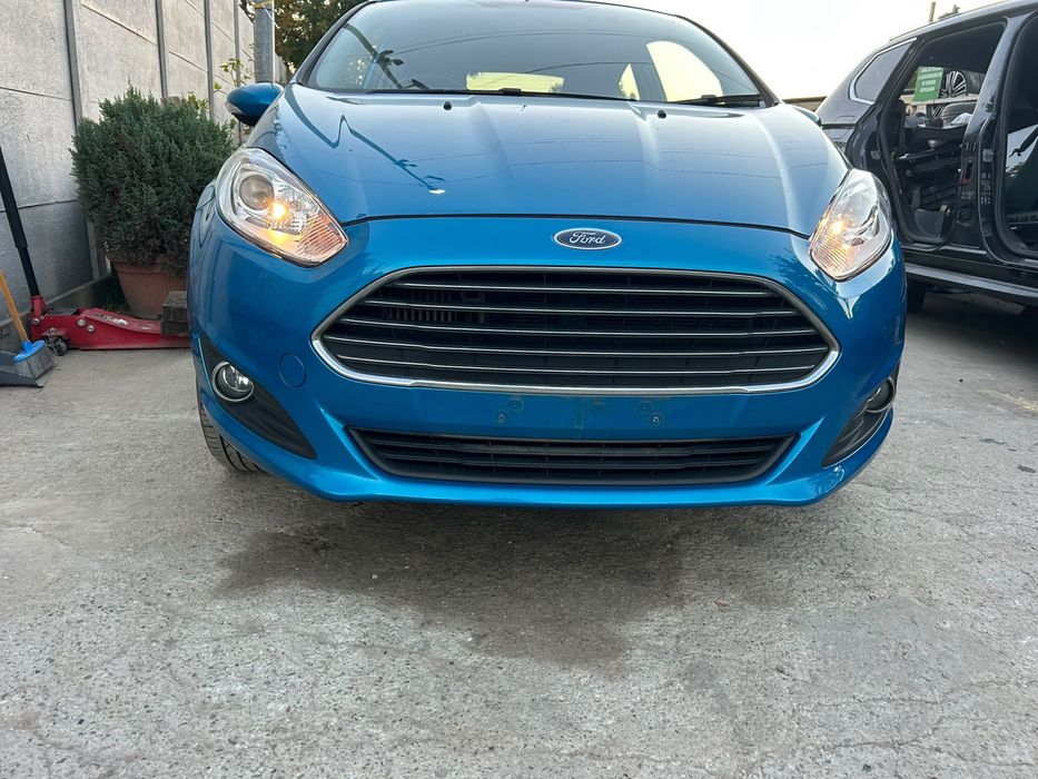 Far dreapta Ford Fiesta 2015