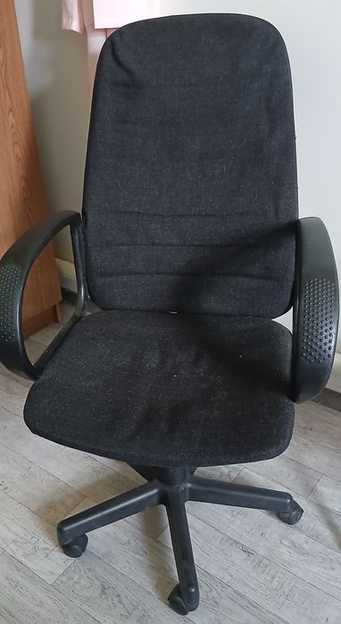 Продам Офисное кресло
