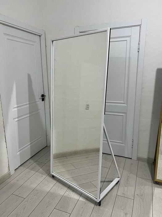 Зеркало пристенное ЕСТЬ В НАЛИЧИИ