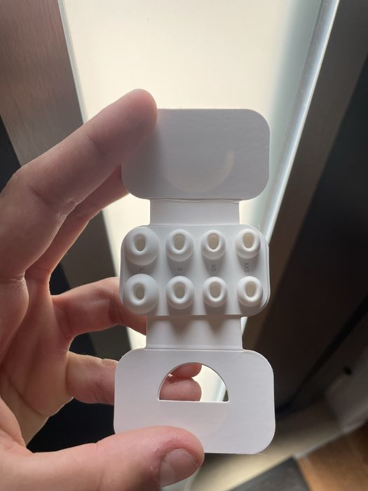 Air pods 3 pro noi, Vand urgent !