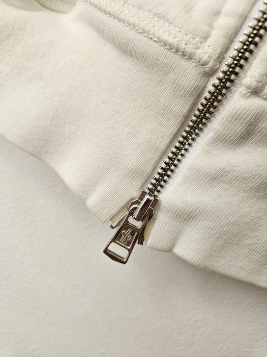 Moncler - жилетка, яке