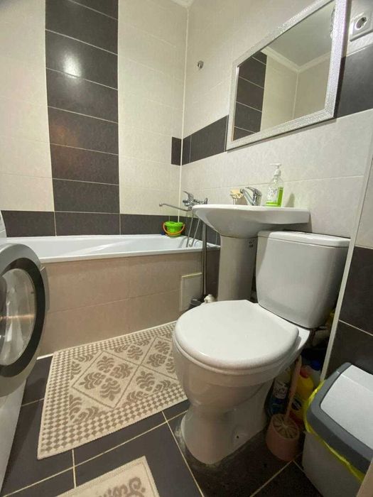 Продам 2х комн Батыс ЖК Нектар