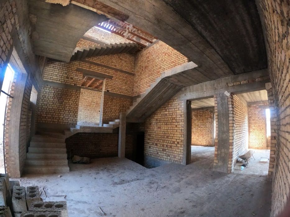 Исламабад . Юнусабад . 12 соток . По цене земли .