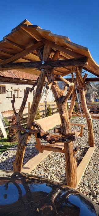 Masa  rustica de nuc