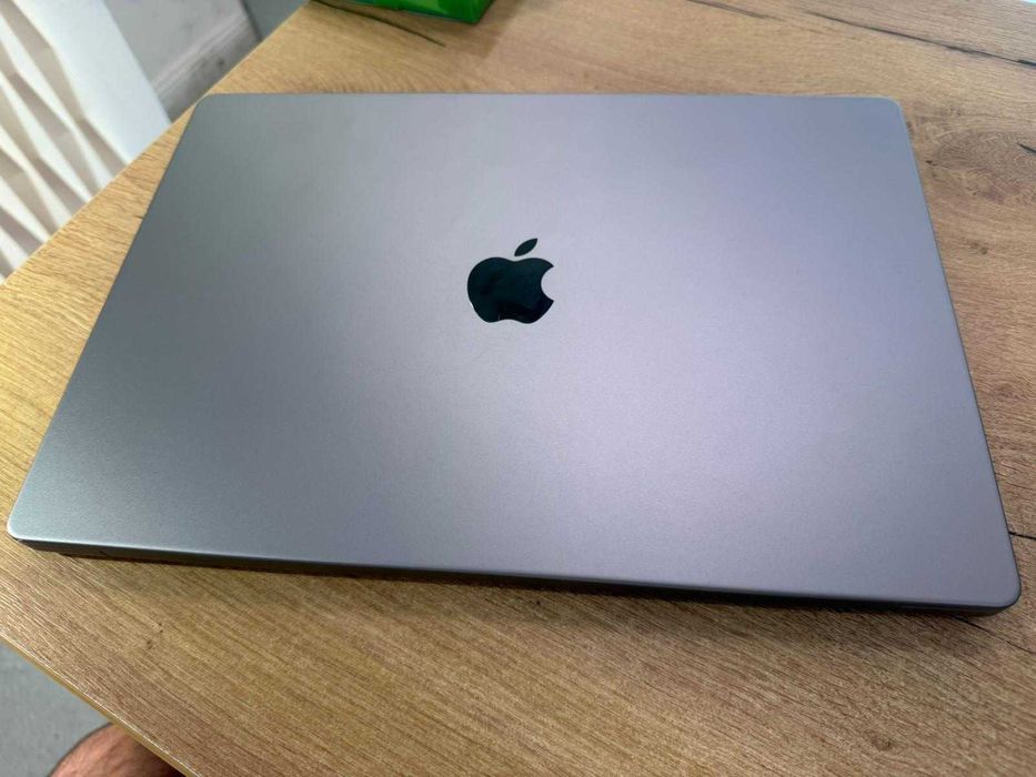 MacBook Pro 16 2023 Apple M2 Pro 16GB 512GB SSD Space Grey 92% Baterie Cutie Factura Garantie Buy Back