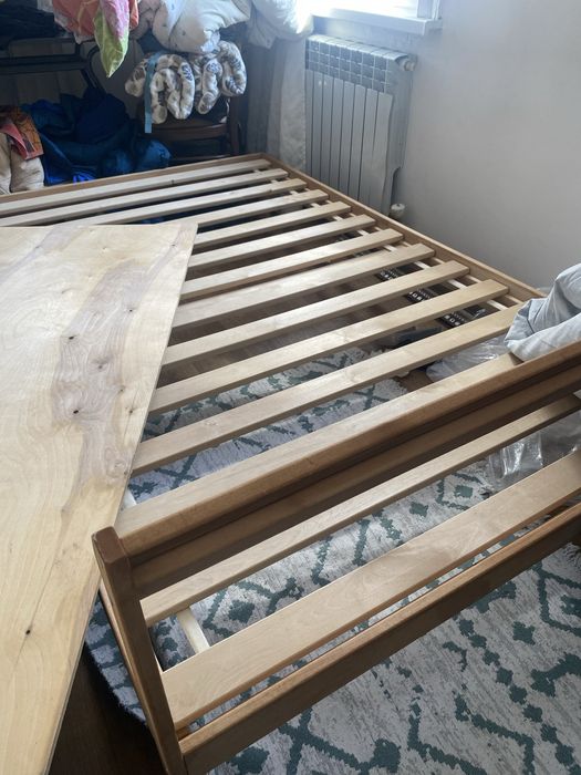 Продам кровать 120 на 200 м