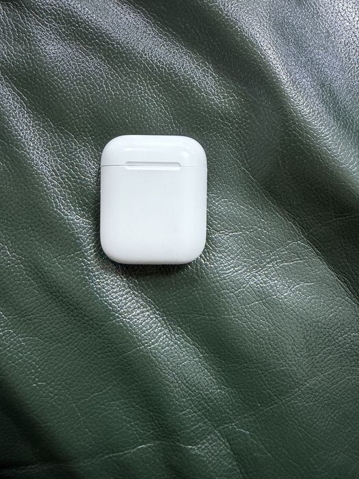 Продам AirPods 2