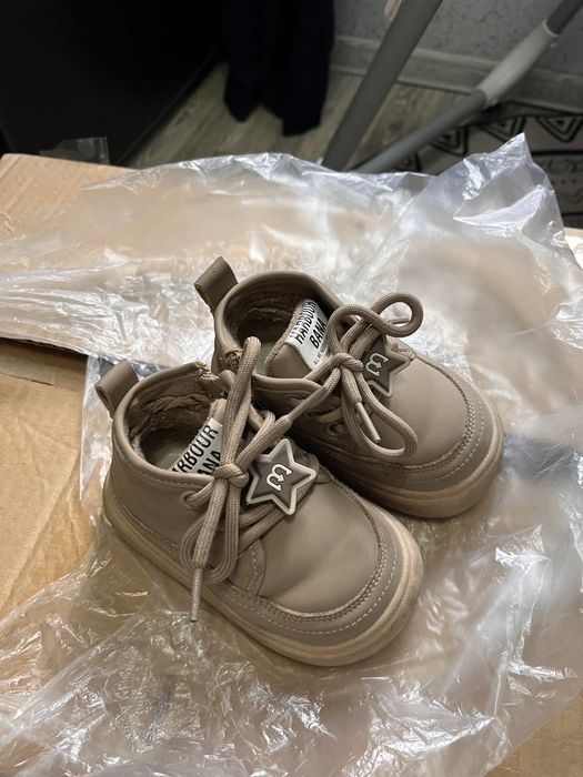 Детские ботинки