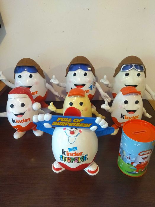Продавам лот колекция KINDER играчки-пластмасови и плюшени.