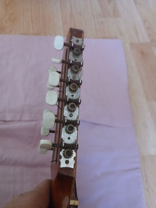 Vand bandurrie spaniola vintaje ,originală.Hijos de Tatay-Colectie Folk