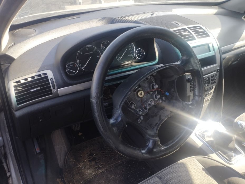 Пежо 407 седан продава се само на части