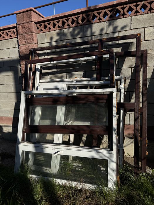 продаю б/у окна в хорошем состояннии