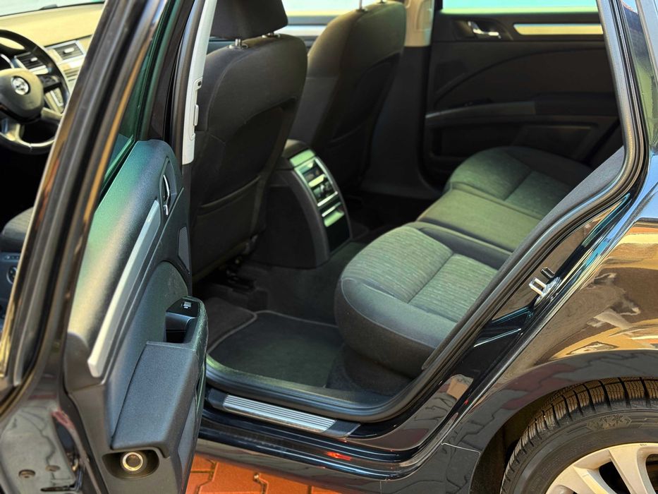 SKODA SUPERB 2.0 TDI 2014 Facelift Led Adus recent !