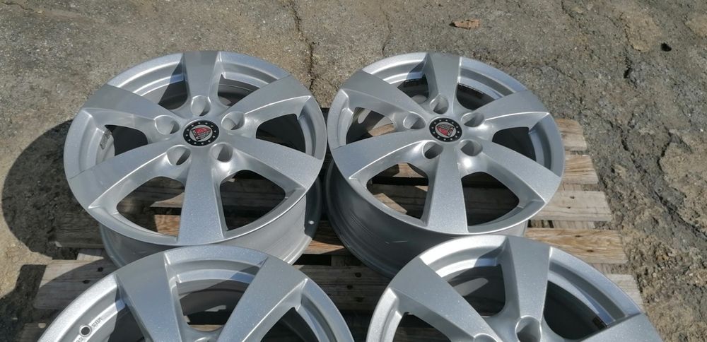 17 цола 5 х 114,3 мм Нисан / Рено / Дачия - 7,5 Инча / ЕТ 40