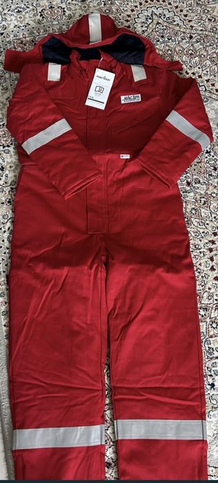 Продам зимнюю спецодежду