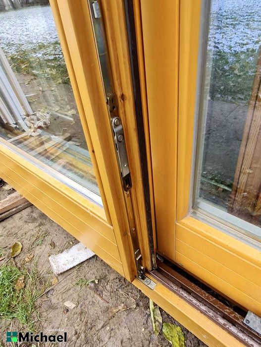 Usa terasa dubla,lemn,obloane,Austria(Martin 8190)