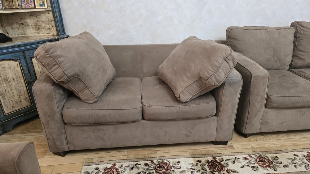 Диваны в гостиную (2 дивана)