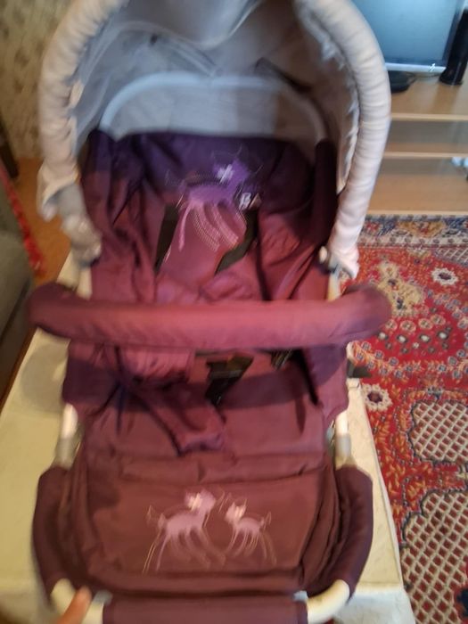 Бебешка Количка...