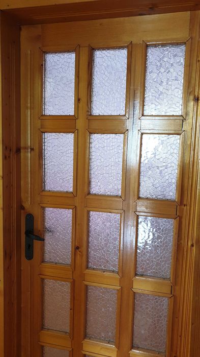 4бр.врати от масивно дърво