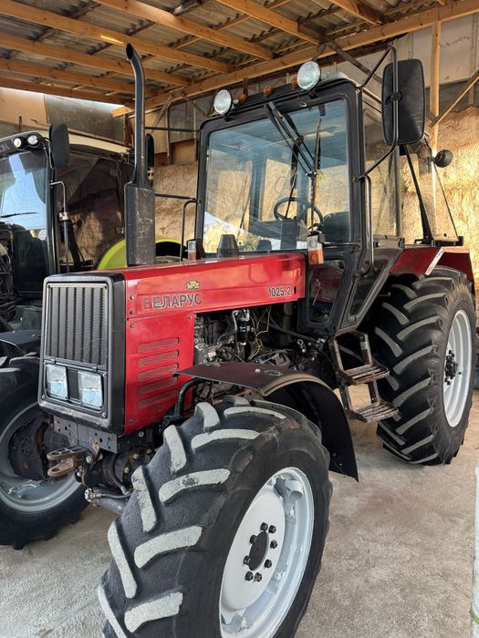 Traktor belarus mtz 1025.2 sroshniy sotiladi