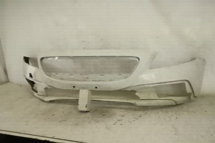 Предна броня Оригинална В добро състояние Волво В40 Крос Кънтри / Volv