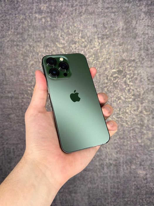 iPhone 13 Pro 128GB Alpine Green.