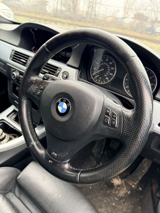 Volan m pachet bmw e90 e91 e92 e93 e87 e81 e82 e88 e84 airbag volan e9