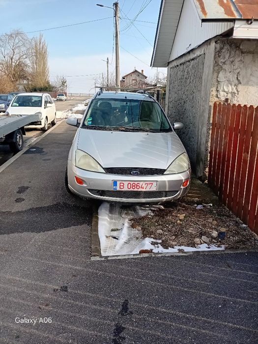 Bara fata/far/aripa ford focus 1