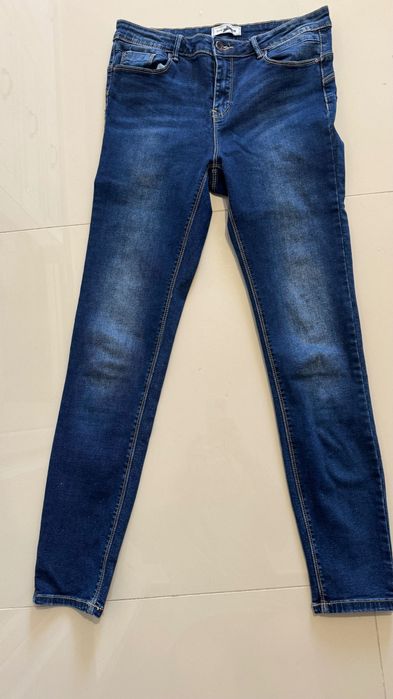 Blugi skinny talie înălta Pimkie