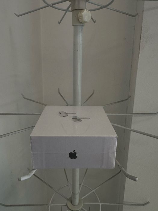 Airpods 2  Pro NEW NEW