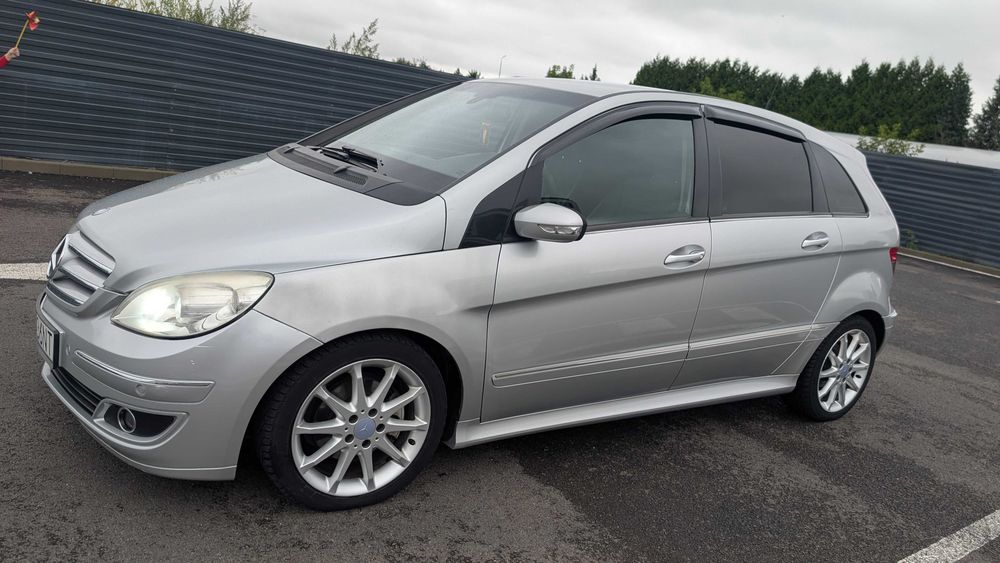 Mercedes-Benz B-Class