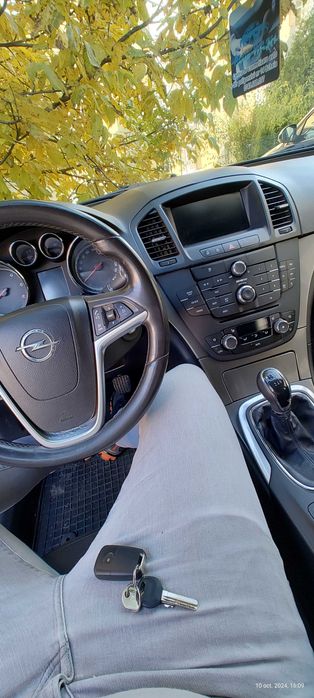 Vand Opel Insignia 2.0 DTI 110cp 2010, 5 usi, EURO 5