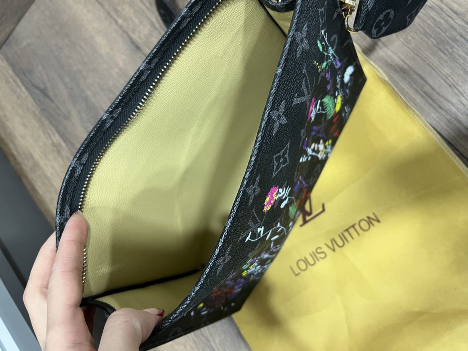 Чаната Louis Vuitton