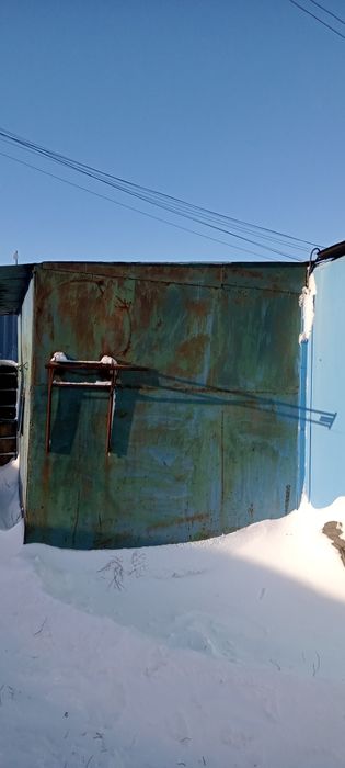 Продам железную будку