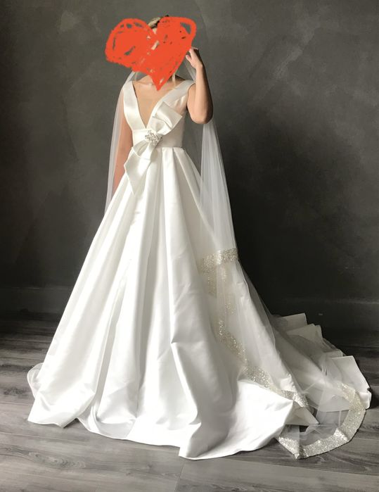 Продам шикарное свадебное платье !