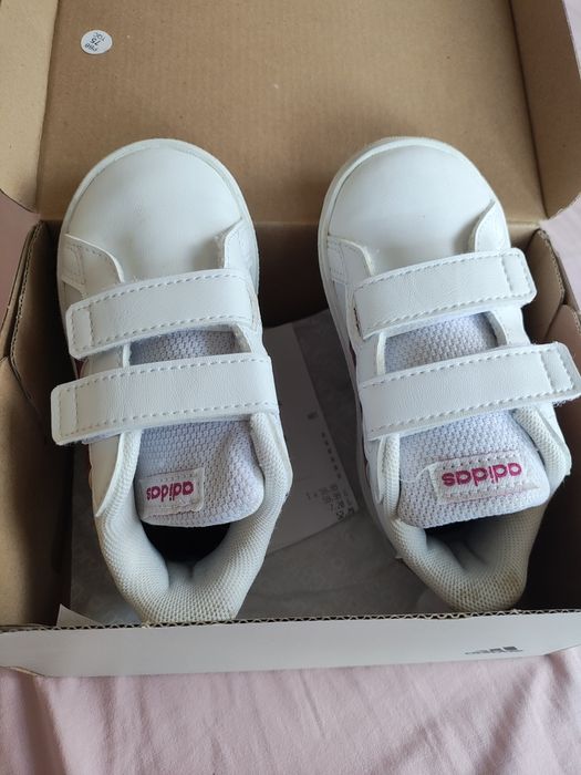 Adidas детски маратонки