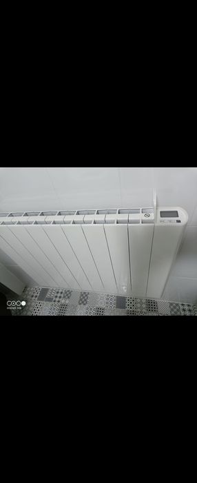 Caloriferul electric in stare foarte bună