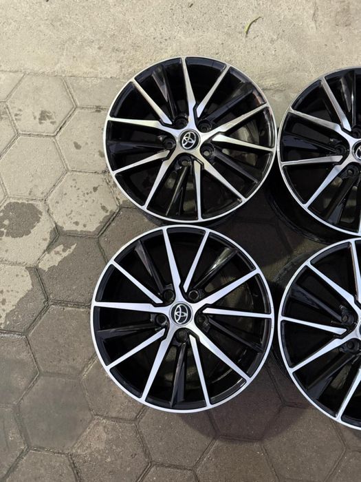 Диски R17 на toyota lexus