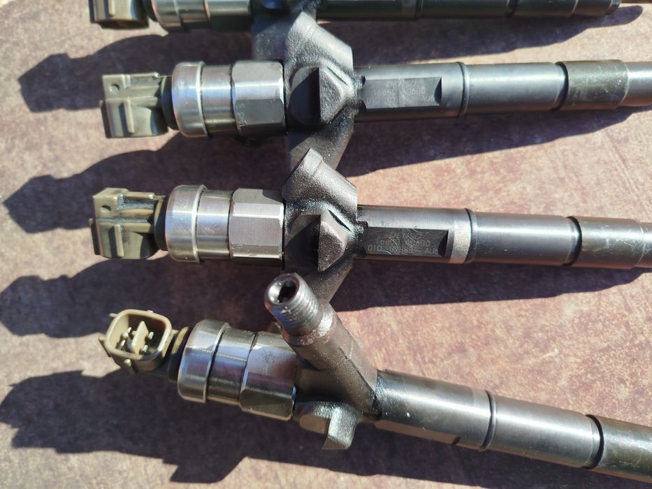 Дюзи за Нисан Примера 2.2dci