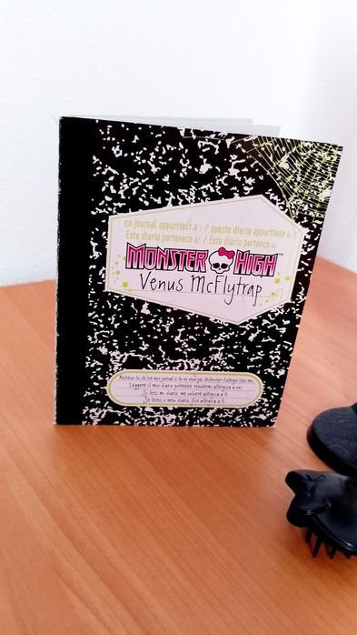 Păpușa Monster High Venus McFlytrap G1  Basic