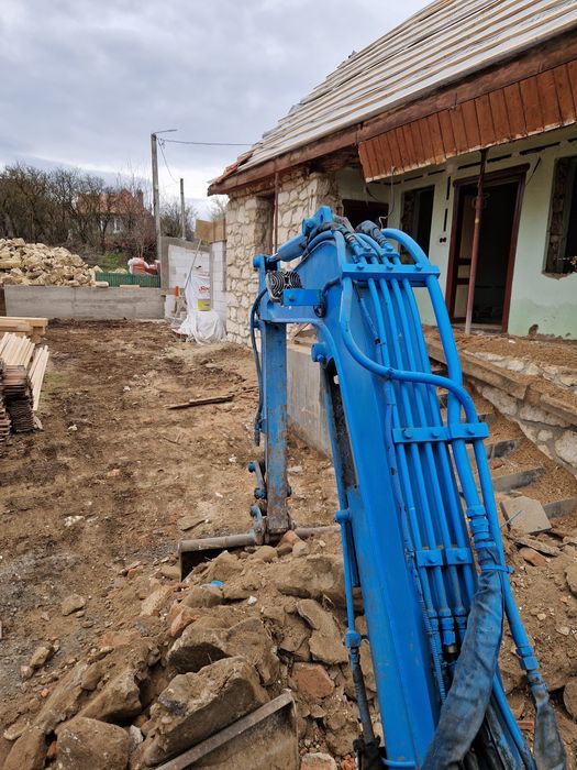 Transport basculabil cu macara,diferite lucrari cu excavator si dumpăr