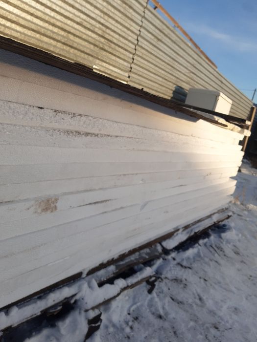 Пенопласт. Отличный утеплитель.