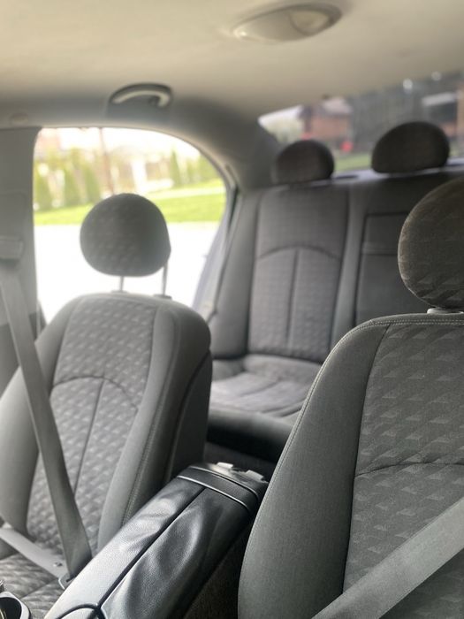 E class w211 2004 2.2 automat