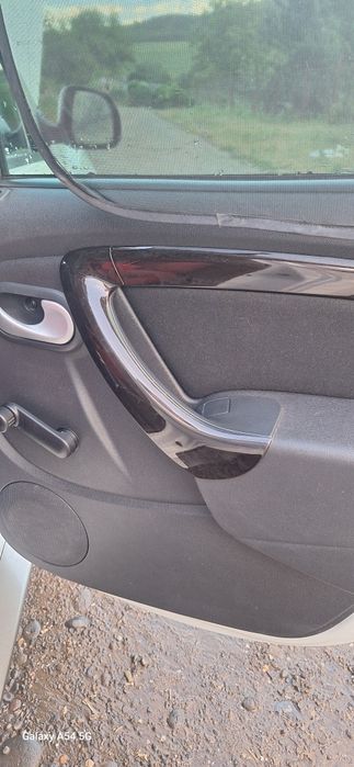 Vand Dacia Duster 2012