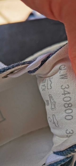 Оригинални маркови дамски сникърси / маратонки CULT - 39 номер