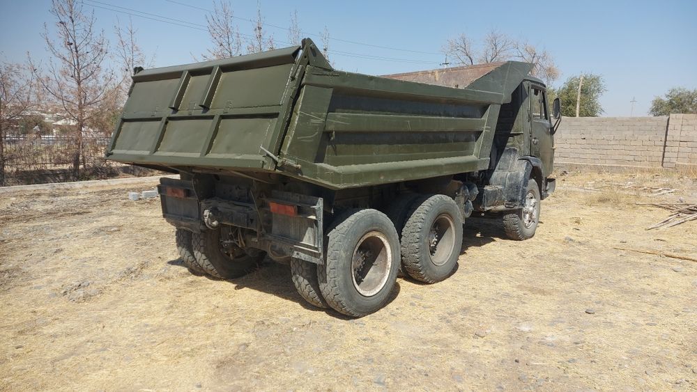 Самосвал КамАЗ самосвал