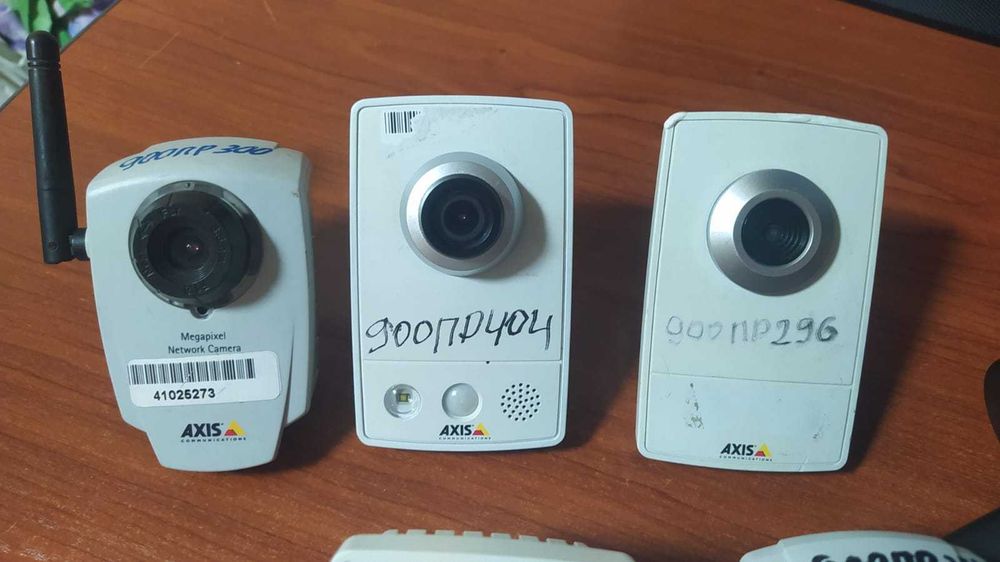 Камера видеонаблюдения AXIS